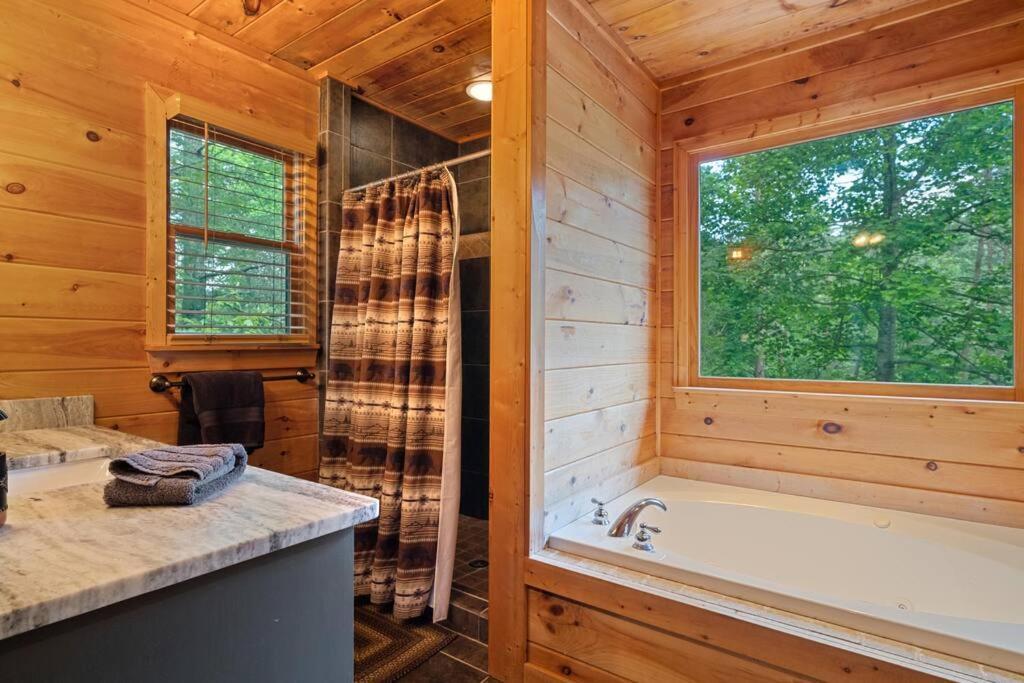 Lakeside Retreat Hot Tub Fishing Hiking Елиджей Екстериор снимка